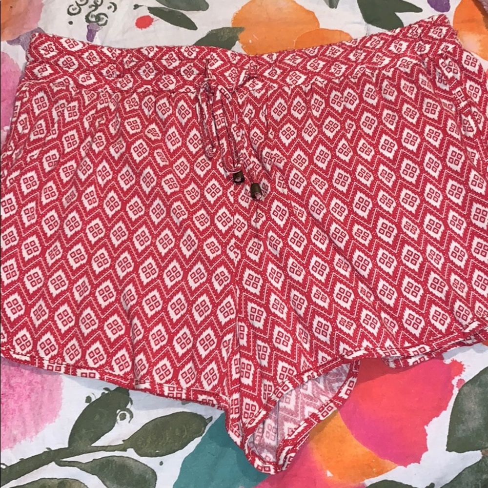 Size M shorts